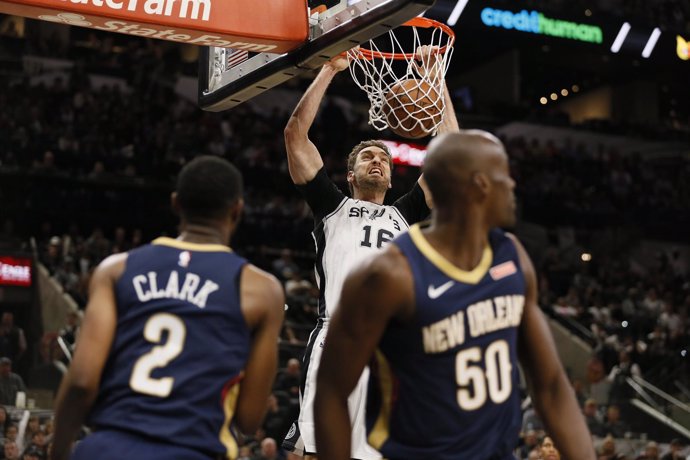 Pau Gasol en el New Orleans Pelicans - San Antonio Spurs