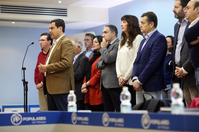 Juanma Moreno presidente del PP-A junto a secretarios generales y presidentes PP
