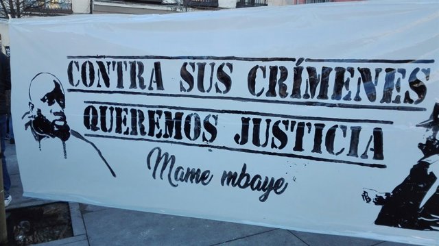 Manifestación en Lavapiés por la muerte de Mame Mbaye