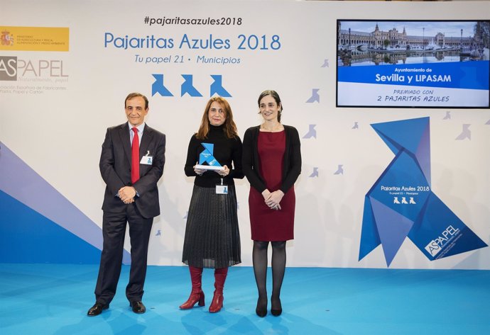 Entrega del premio Pajarita Azul por segundo año consecutivo a Lipasam 