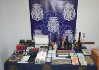 Detenidas nueve personas en Marbella por distribuir marihuana y hachís en un club social que usaban como tapadera