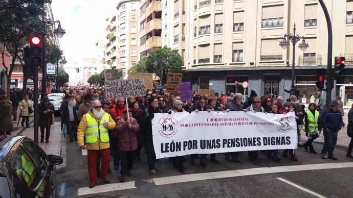 León.- Cabecera de la manifestación de León (17/3/2018)