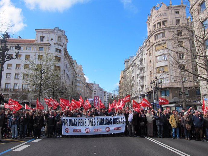 Manifestación por pensiones dignas en Santander 