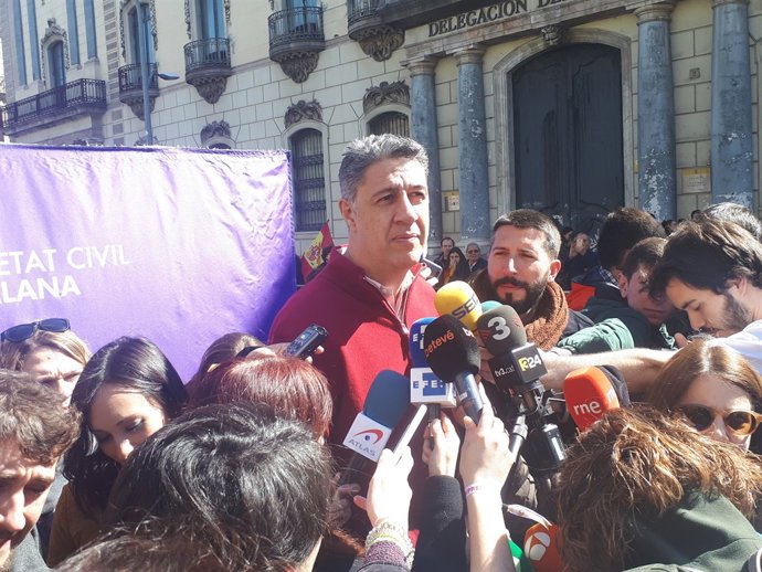 X. Garcia Albiol en declaracions als mitjans abans de la manifestació