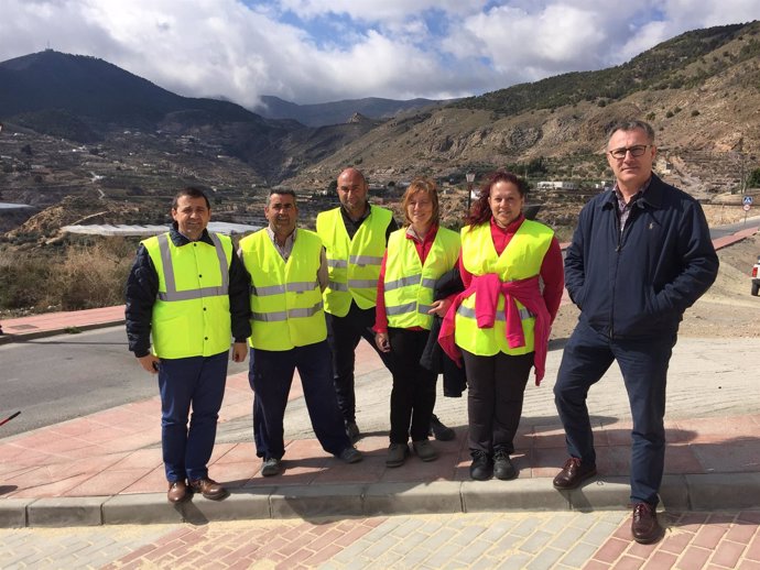 Visita de la Diputación de Almería a proyectos del PFEA en Alhama 