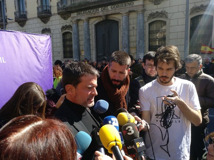 Manuel Valls en declaracions abans de la manifestació de SCC
