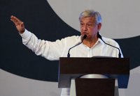 López Obrador solicitará la detención de la privatización del petróleo y la electricidad
