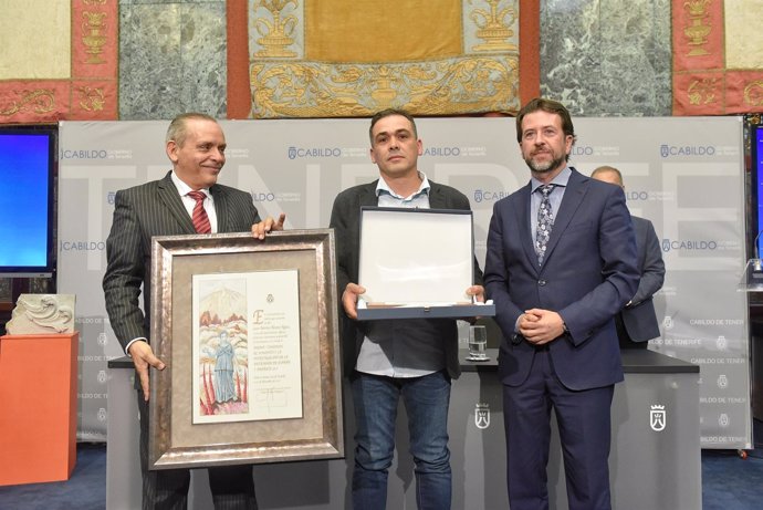Nota De Prensa Y Fotografía: Artesanía Convocatoria Premio Tenerife