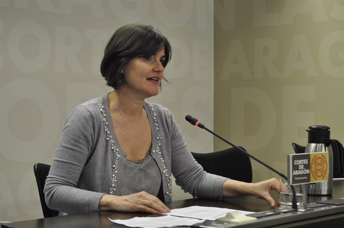 Elena Allué, diputada del PAR