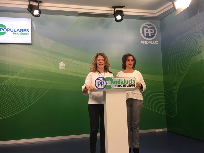 Las diputadas del PP-A Ana Mestre y Catalina García en rueda de prensa