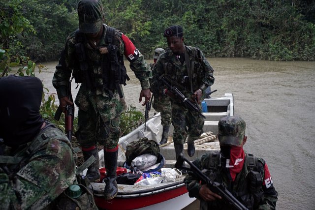 Cerca De 20 Muertos Por Los Enfrentamientos Entre Las Guerrillas Del ...