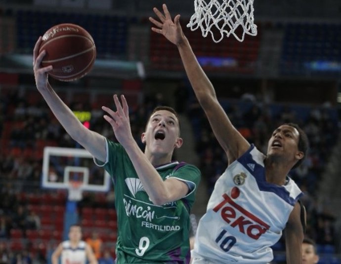Unicaja - Real Madrid de categorías inferiores