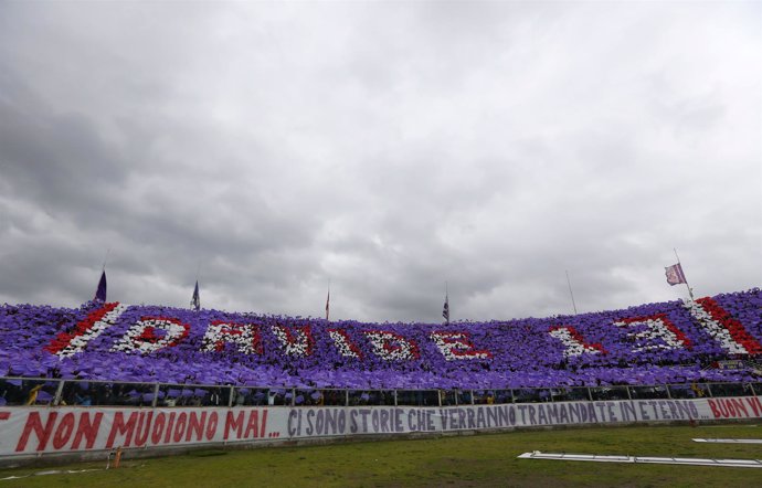 Homenaje a Davide Astori en el estadio Artemio Franchi