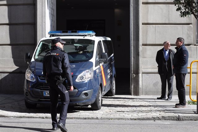 El expresidente de la ANC Jordi Sanchez llega al Supremo en furgón policial