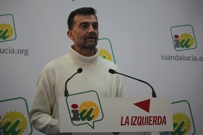 El líder andaluz de IU, Antonio Maíllo, en rueda de prensa