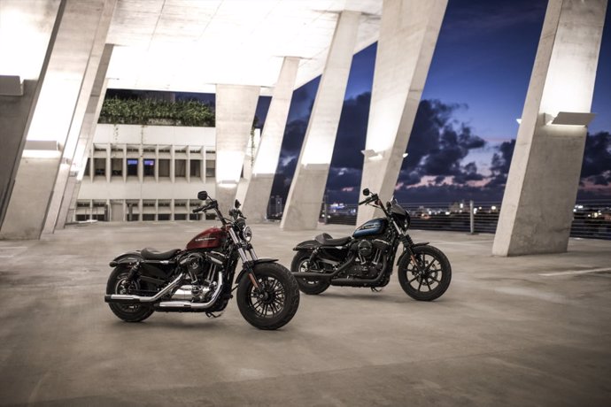 Harley-Davidson Sportster Forty-Eight Special y Iron 1200 