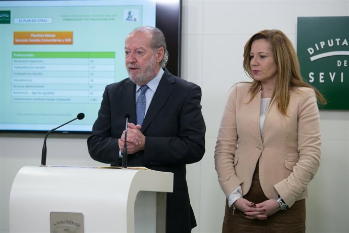 El presidente de la Diputación de Sevilla, Fernando Rodríguez Villalobos