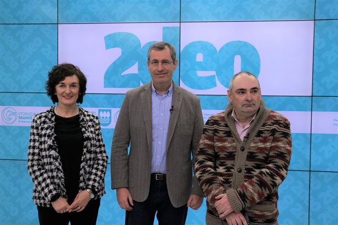 Maite Iturbe, Markel Olano y Luistxo Fernández