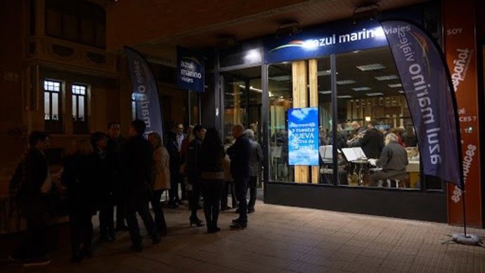 Tienda Azul Marino 
