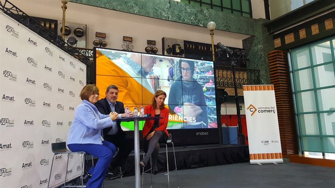 Joana Amat (Amat Immobiliaris), Joan Carles Calbet (Retailcat) i Muntsa Vilalta 