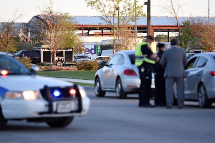 Lugar de la explosión en una oficina de la compañía FedEx en Texas