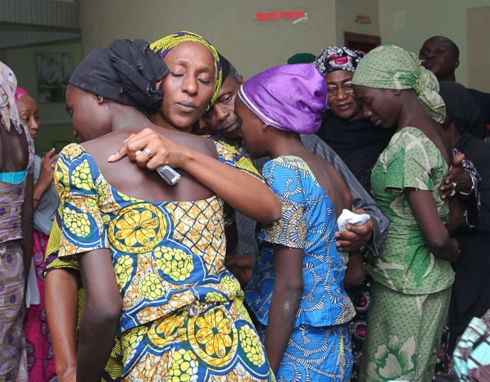 Nenes segrestades per Boko Haram a Chibok després de ser alliberades