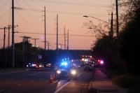 El supuesto responsable de las explosiones en Austin se inmola al ser detectado por la Policía