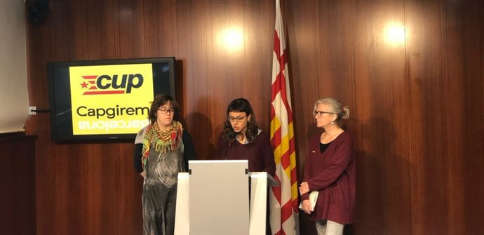 Eulàlia Reguant, Maria Rovira y María José Lecha (CUP)