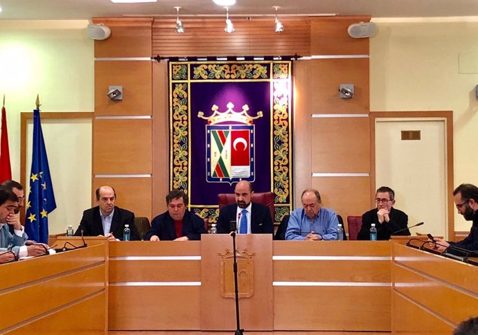 Alcalde de Colmenar Viejo en rueda de prensa sobre residuos