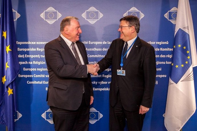 Puig firma en Bruselas la 'Alianza por la Cohesión'