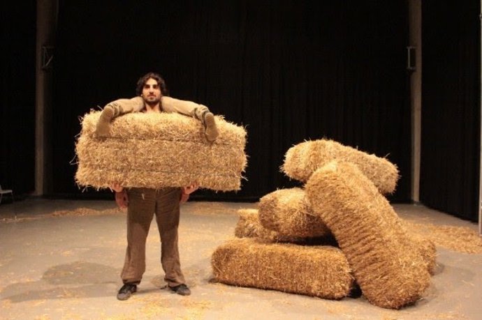 La Central del Circ mostra els processos de creació d'espectacles
