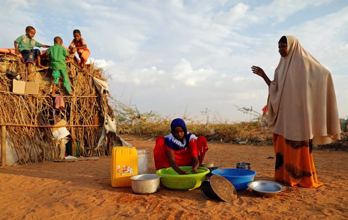 Somalíes desplazados por la sequía