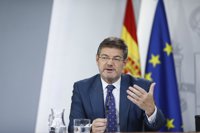 Catalá cree que las explicaciones de Cifuentes "son convincentes" y espera que la universidad "aclare lo que falta"