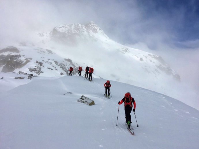 Rescat de tres esquiadors atrapats en una allau a la Val d'Aran