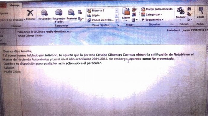 Correo electrónico aportado por Cifuentes sobre su titulación académica 