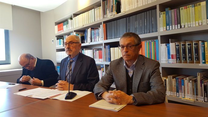 El Síndic de Greuges, Rafael Ribó, i el geòleg Josep Giner