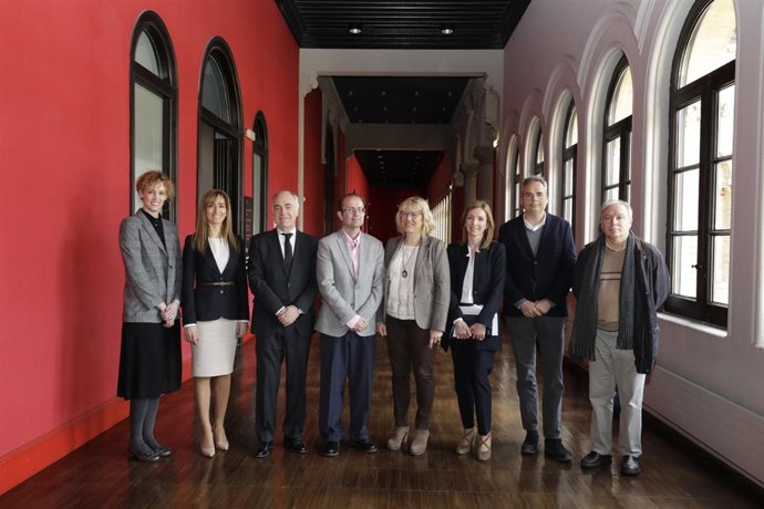 Creación de la Cátedra de Innovación Bancaria