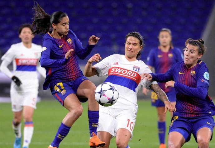 El FC Barcelona femenino ante el Olympique Lyon