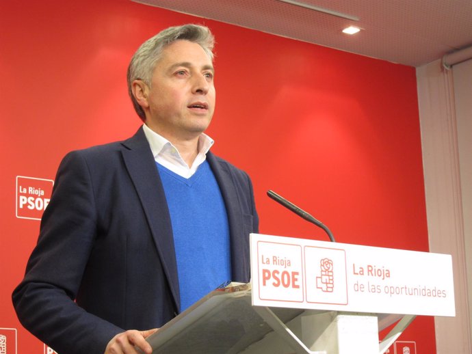  El Secretario General Del PSOE, Francisco Ocón                              