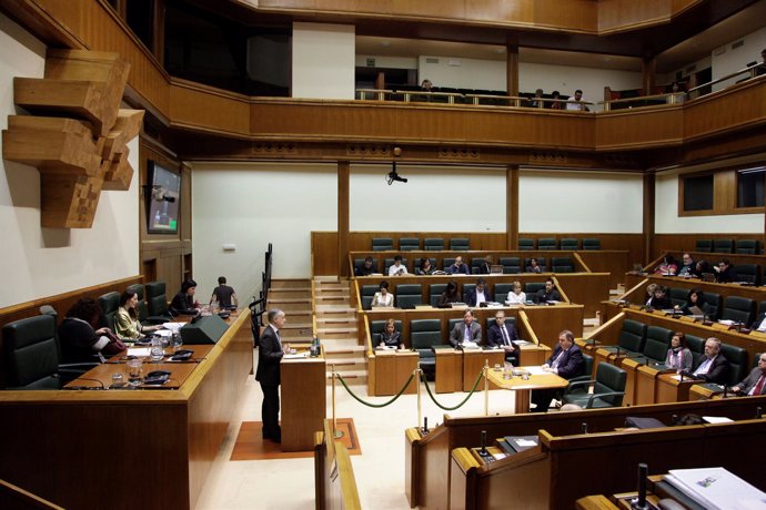 El lehendakari en el Parlamento Vasco