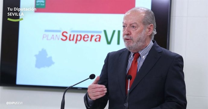 El presidente de la Diputación de Sevilla, Fernando Rodríguez Villalobos 