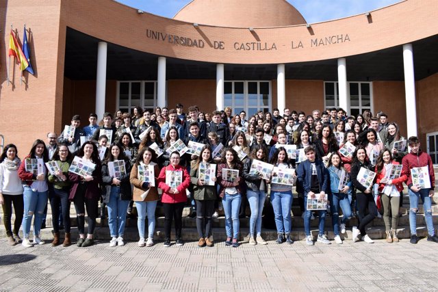 La Uclm Publica Los Modelos De Examen De La Prueba De Acceso A La