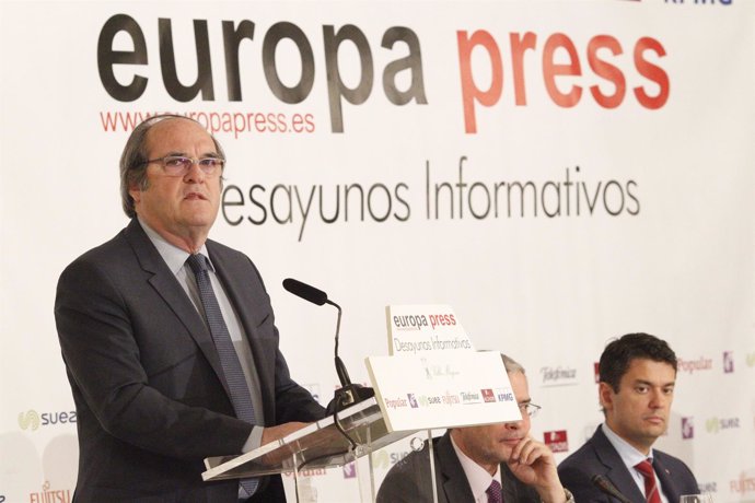 Ángel Gabilondo en un desayuno informativo de Europa Press