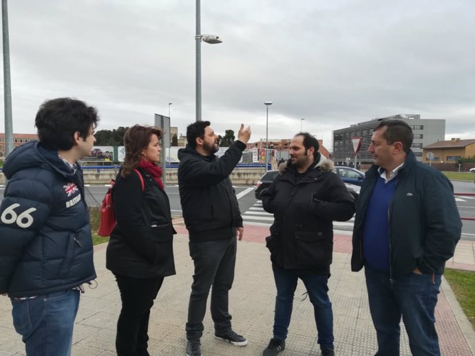 Ciudadanos con vecinos de los Lirios en Logroño
