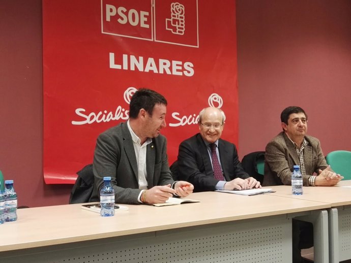 El senador del PSOE y expresidente de la Generalitat, José Montilla, en Linares