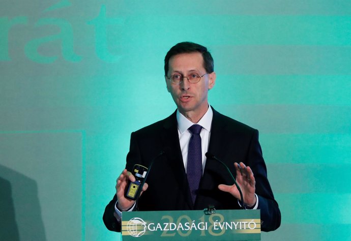 Ministro de Economía húngaro, Mihaly Varga