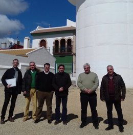 Visita de la Diputación de Jaén a obras en el depósito de Porcuna