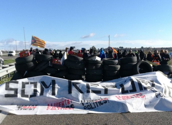 Manifestació a l'autovia A-2