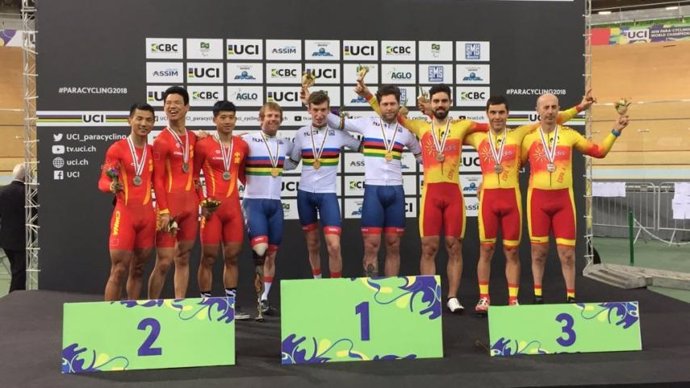 Selección española ciclismo adaptado en pista bronce velocidad equipos Mundial