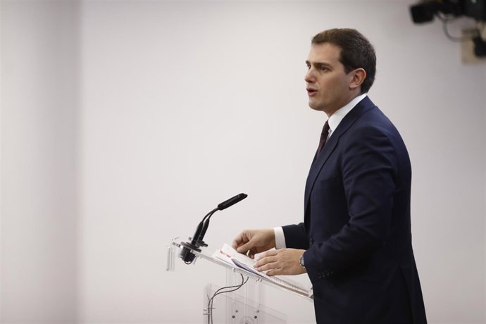 Rueda de prensa del líder de Ciudadanos, Albert Rivera, en el Congreso
